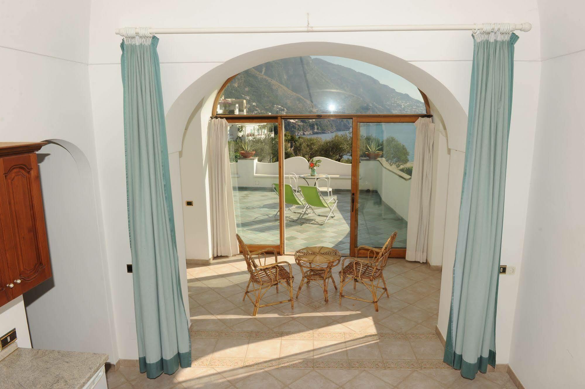 Hotel Dimora Fornillo Positano Exterior foto